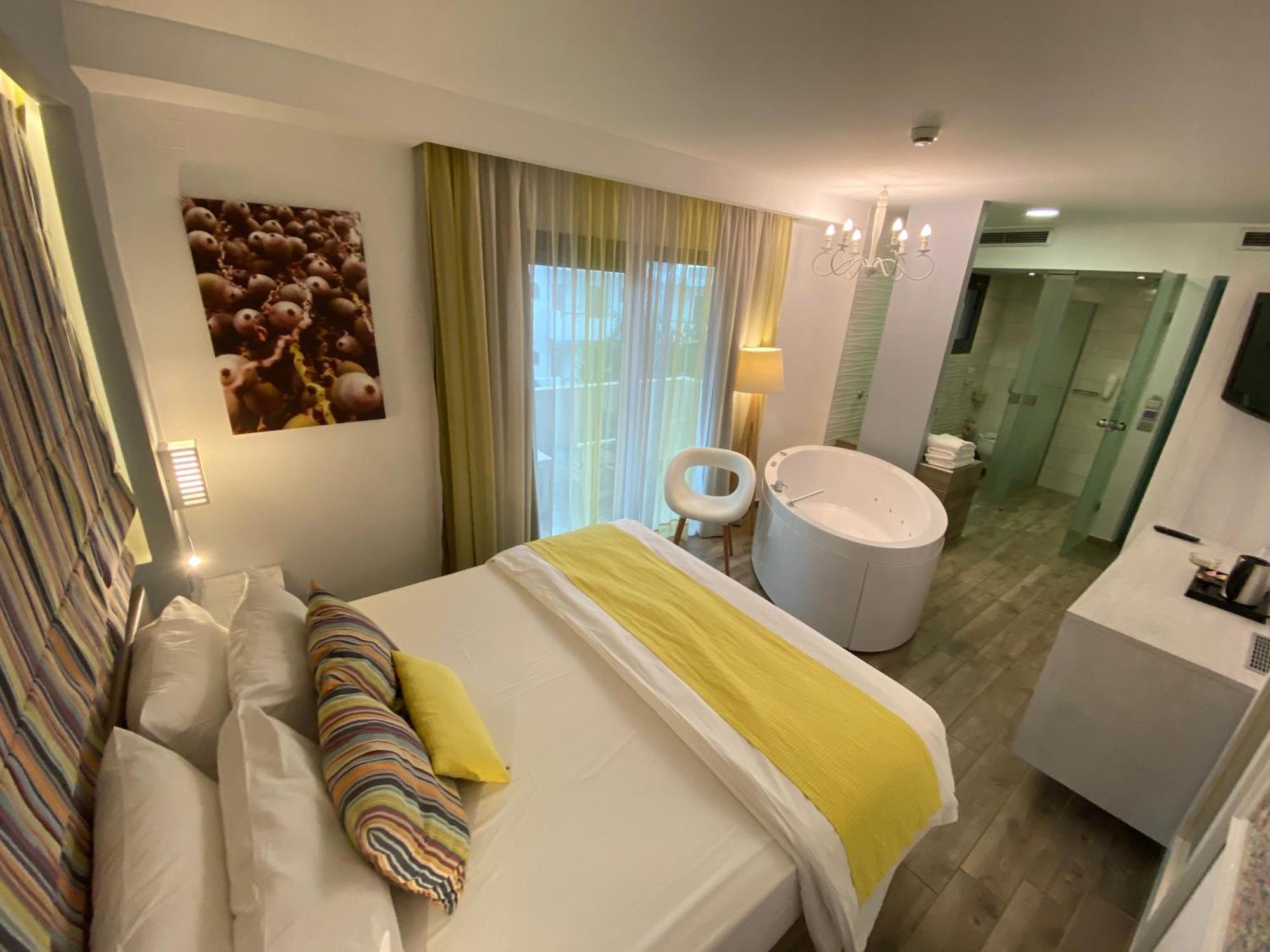 Kyknos Beach Hotel & Bungalows Malia Dış mekan fotoğraf