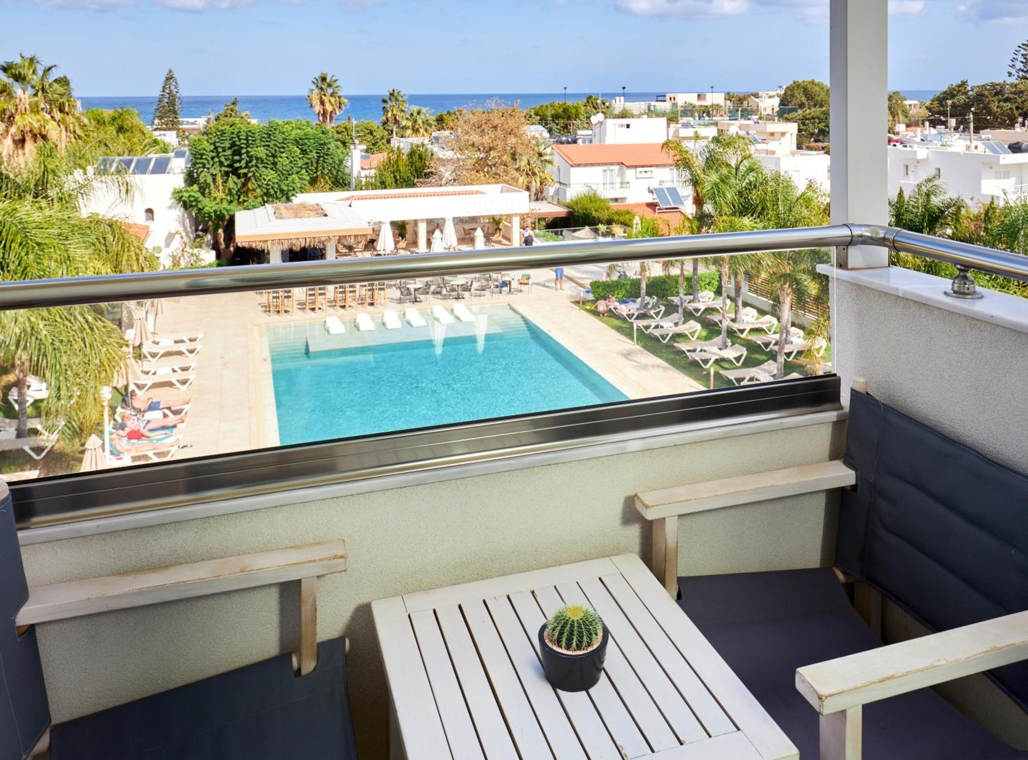 Kyknos Beach Hotel & Bungalows Malia Dış mekan fotoğraf
